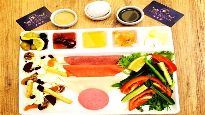 Grand Boss Suit Hotel Mersin Мерсін Екстер'єр фото