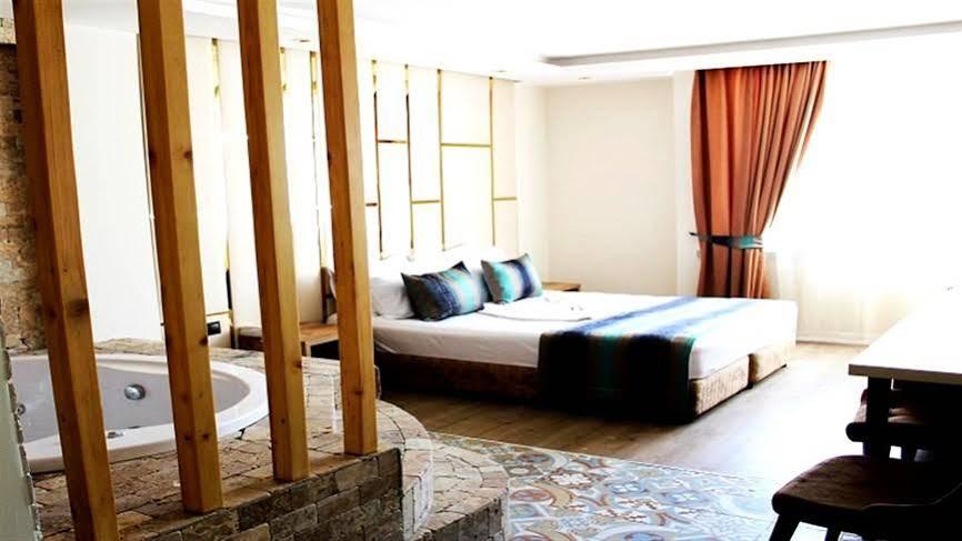 Grand Boss Suit Hotel Mersin Мерсін Екстер'єр фото