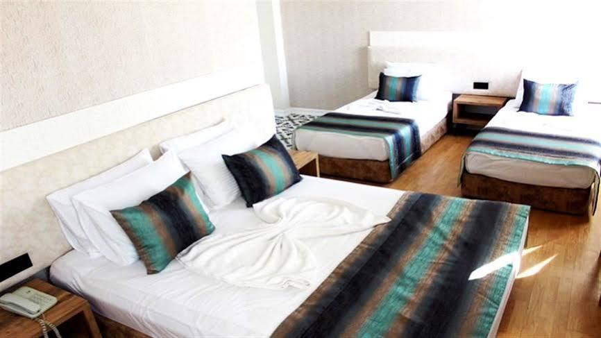 Grand Boss Suit Hotel Mersin Мерсін Екстер'єр фото