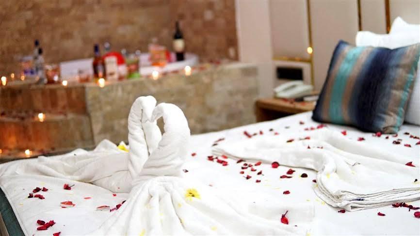 Grand Boss Suit Hotel Mersin Мерсін Екстер'єр фото